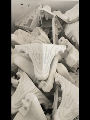 Kuğu Plastik Oymalı Ayak 11 Cm Beyaz Mobilya Koltuk Dolap Komidin Gardrop Baza Puf Ayağı
